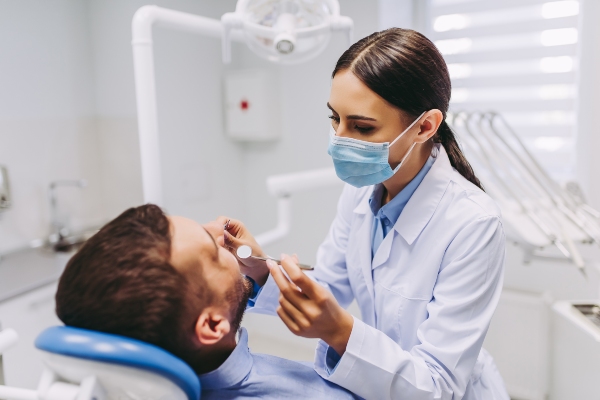 Gum Disease Treatment Options: From Deep Cleanings To Advanced Therapies