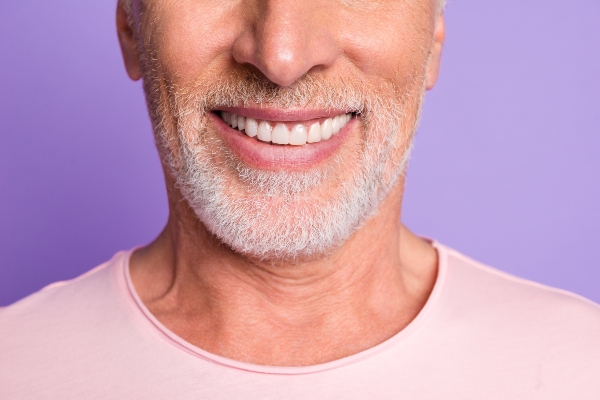Reasons To Visit An Emergency Dentist For Tooth Extraction